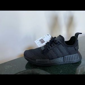 Black womens adidas shoes